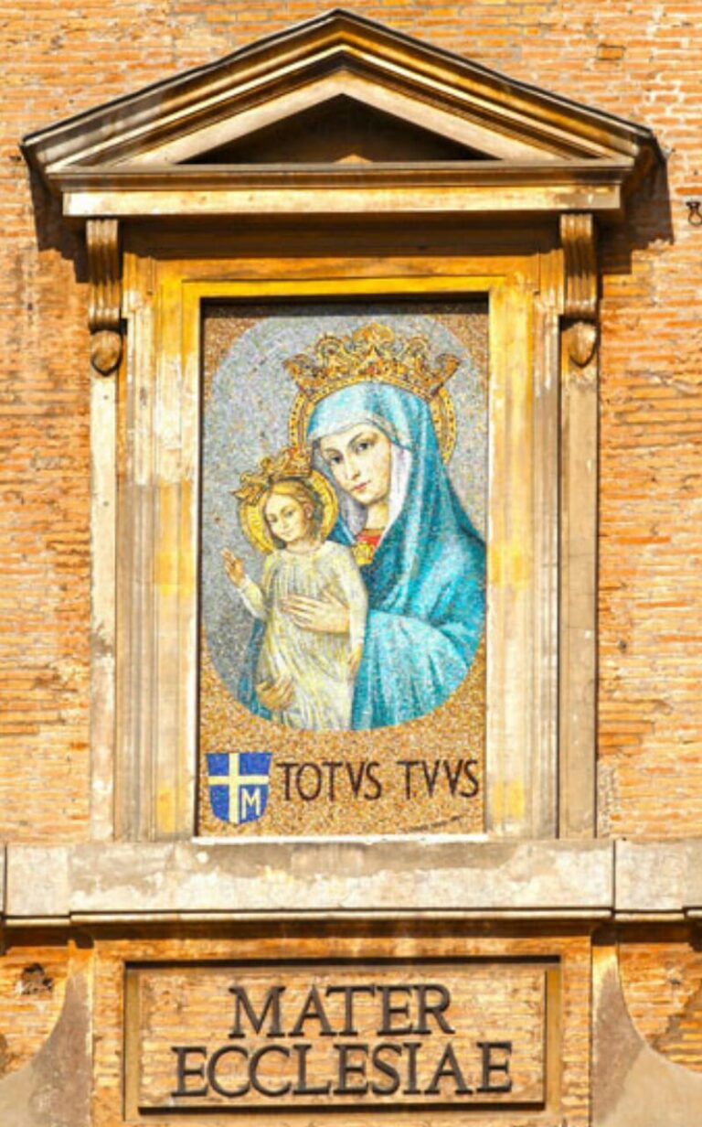 Maria Bunda Gereja yang Tangguh